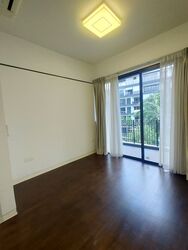 Village @ Pasir Panjang (D5), Condominium #575133871